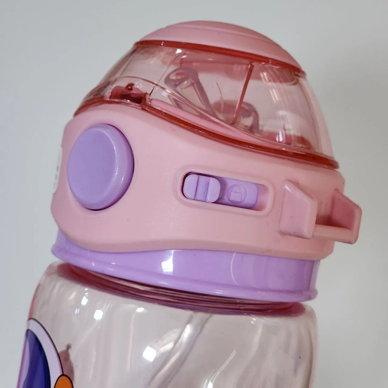 قمقمه کودک مکس هوم مدل فضانورد صورتی 650 میلی لیتر