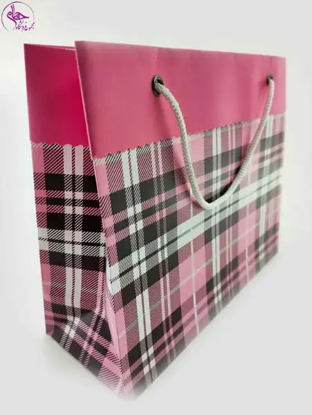 گیفت بگ گلاسه سایز هفت – ۲۰۲۱۰۰۷۰۴۳