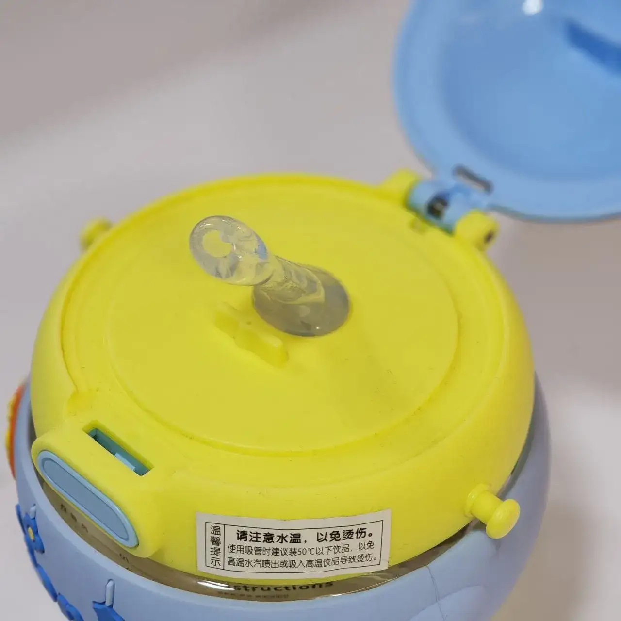 قمقمه فانتزی شیر سلیکونی popo پوپو 650 میلی لیتر