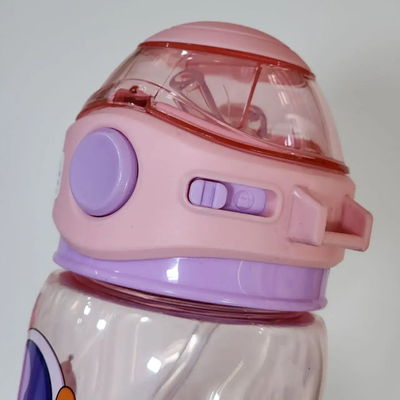 قمقمه کودک مکس هوم مدل فضانورد صورتی 650 میلی لیتر