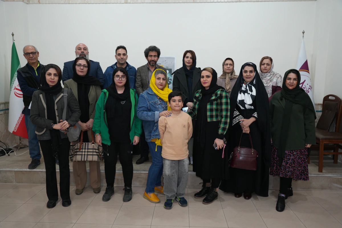 شنوخوانِ مُحام «جمع خوانی کتاب پاندای بزرگ اژدهای کوچک»