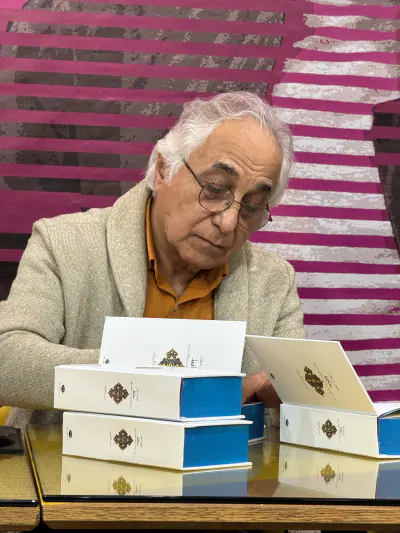جشن رونمایی و امضای کتاب شمس لنگرودی